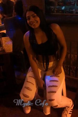 163464 - Laura Age: 28 - Colombia