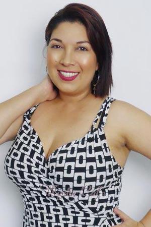 189683 - Giselle Age: 39 - Colombia