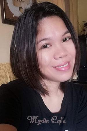 205256 - Marilou Age: 35 - Philippines