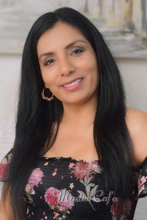 219327 - Linda Age: 40 - Peru