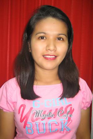 83895 - Marivic Age: 33 - Philippines