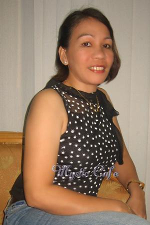 87914 - Milaflor Age: 44 - Philippines