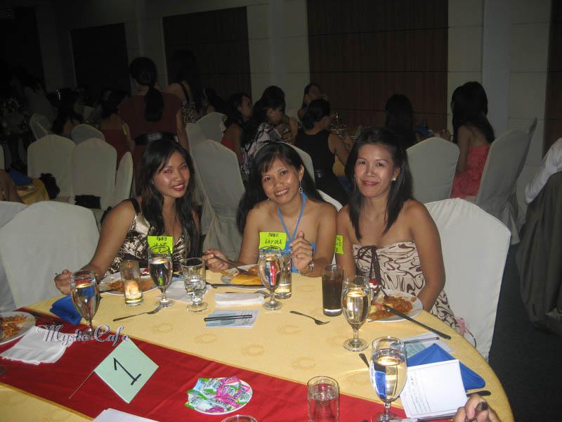 filippine-women-097